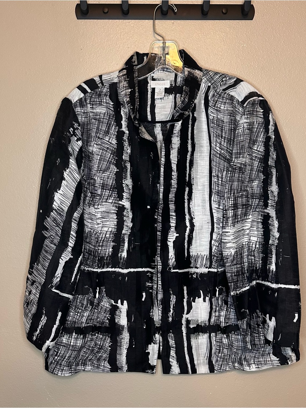 Chico's Black & White Abstract Brushstroke Linen Blend Jacket